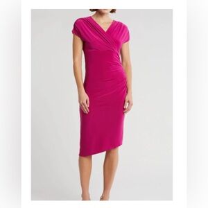 NWT Vince Camuto | Cap Sleeve Asymmetric Hem Body-Con Dress in Magenta
